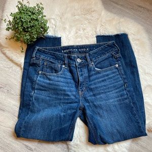 American Eagle Tomgirl Jeans